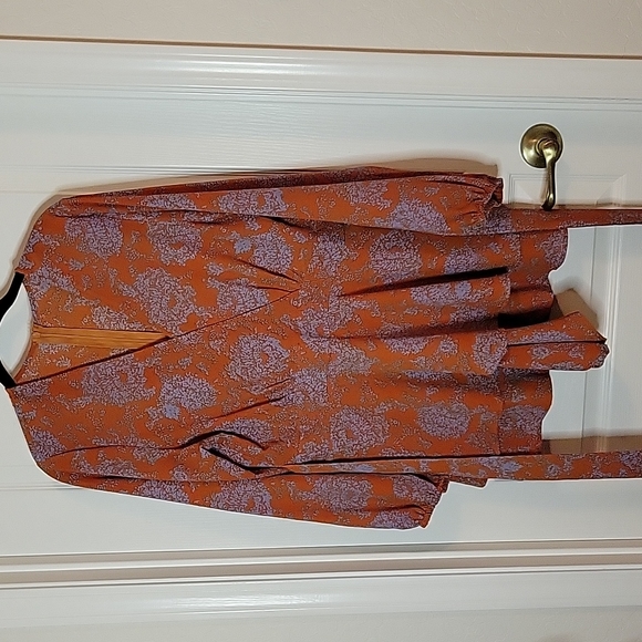 Floral Romper - Picture 3 of 12